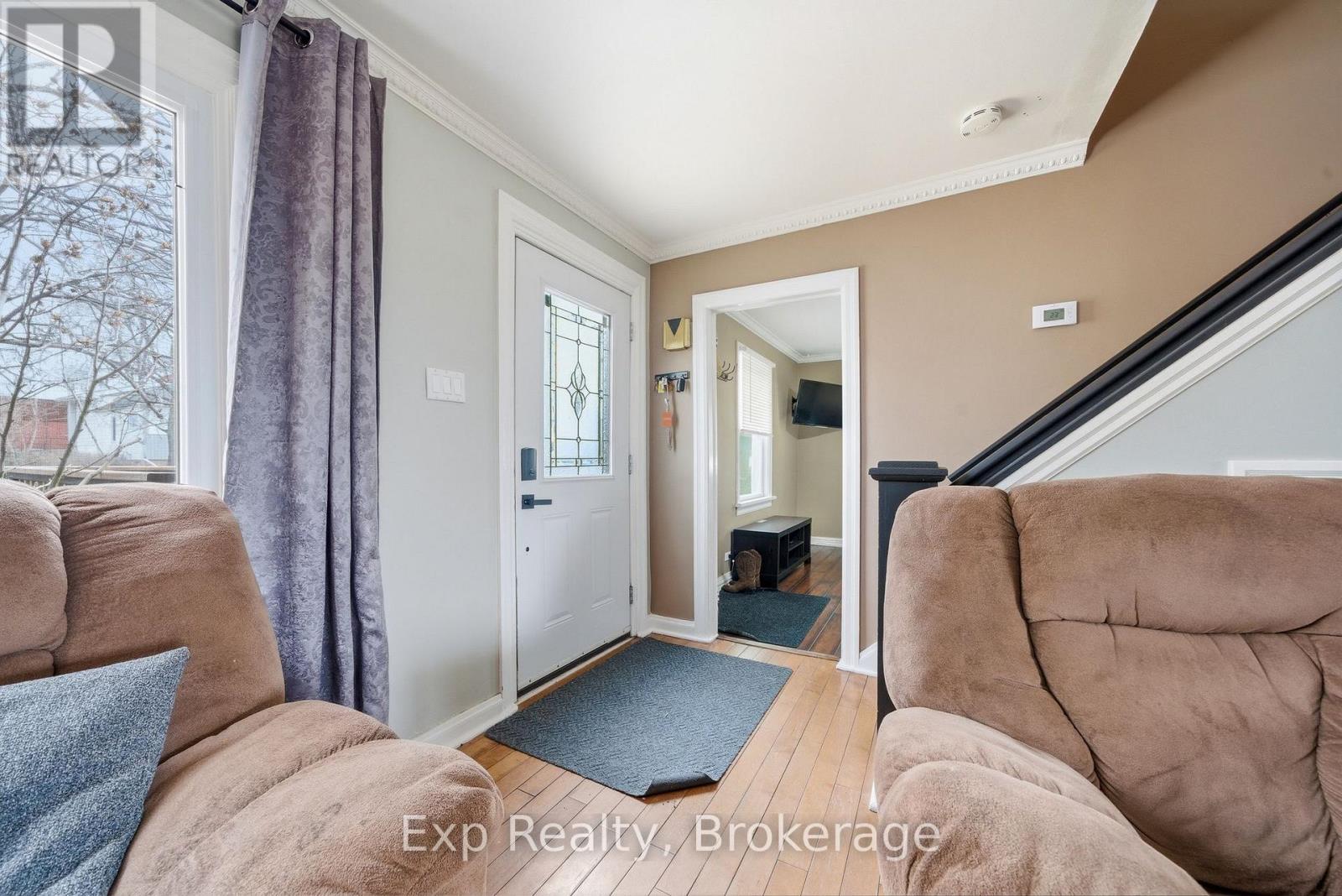 10 VALLEYVIEW CRESCENT, Belleville (Belleville Ward) — photo 4