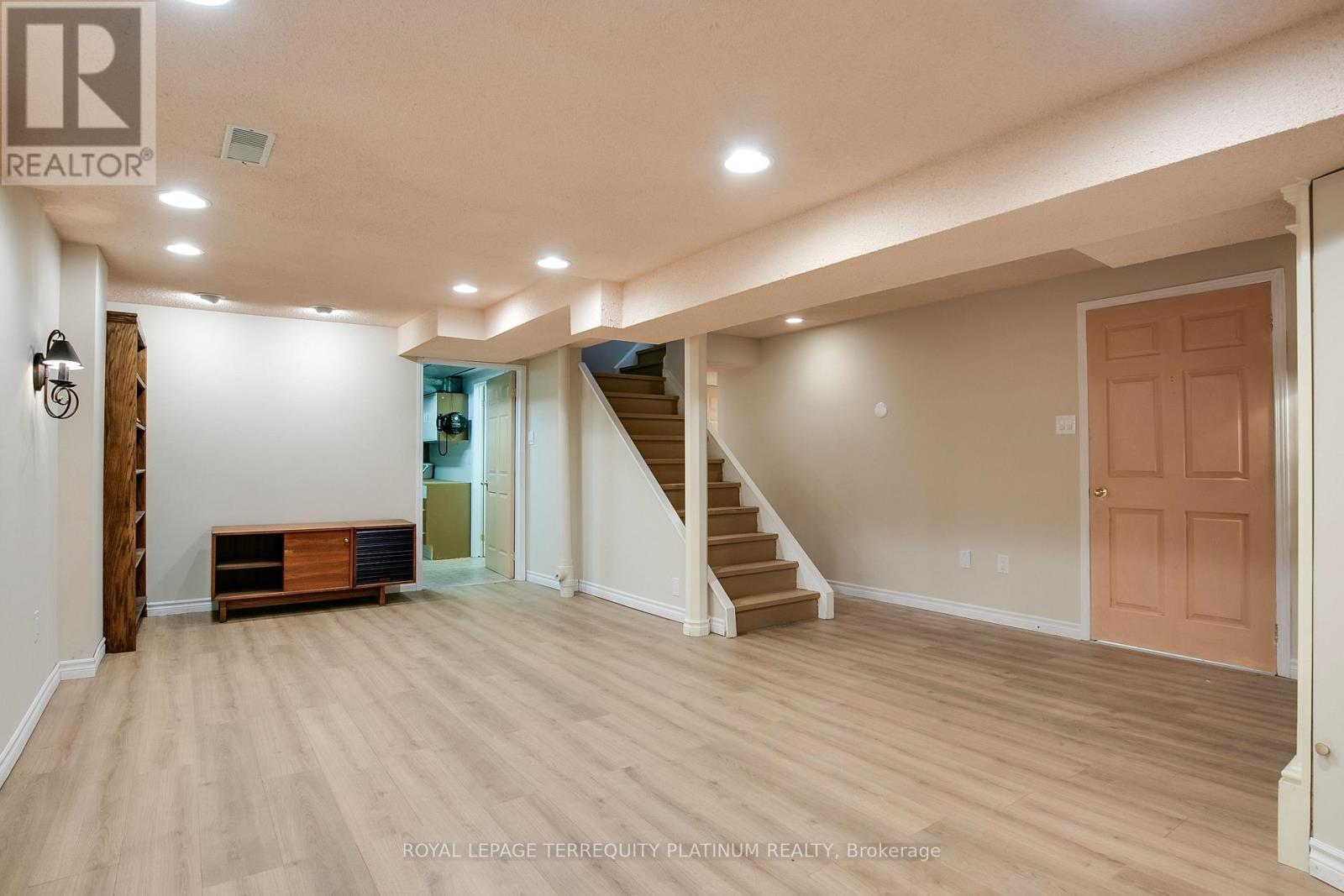 94 HAVELOCK GATE - Image 29