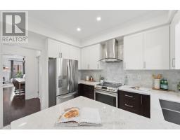 13 E J Lennox Way, Markham, ON L3R5K7 Photo 22