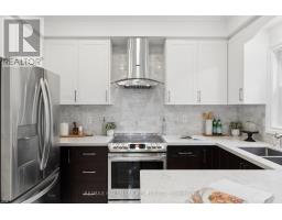 13 E J Lennox Way, Markham, ON L3R5K7 Photo 31