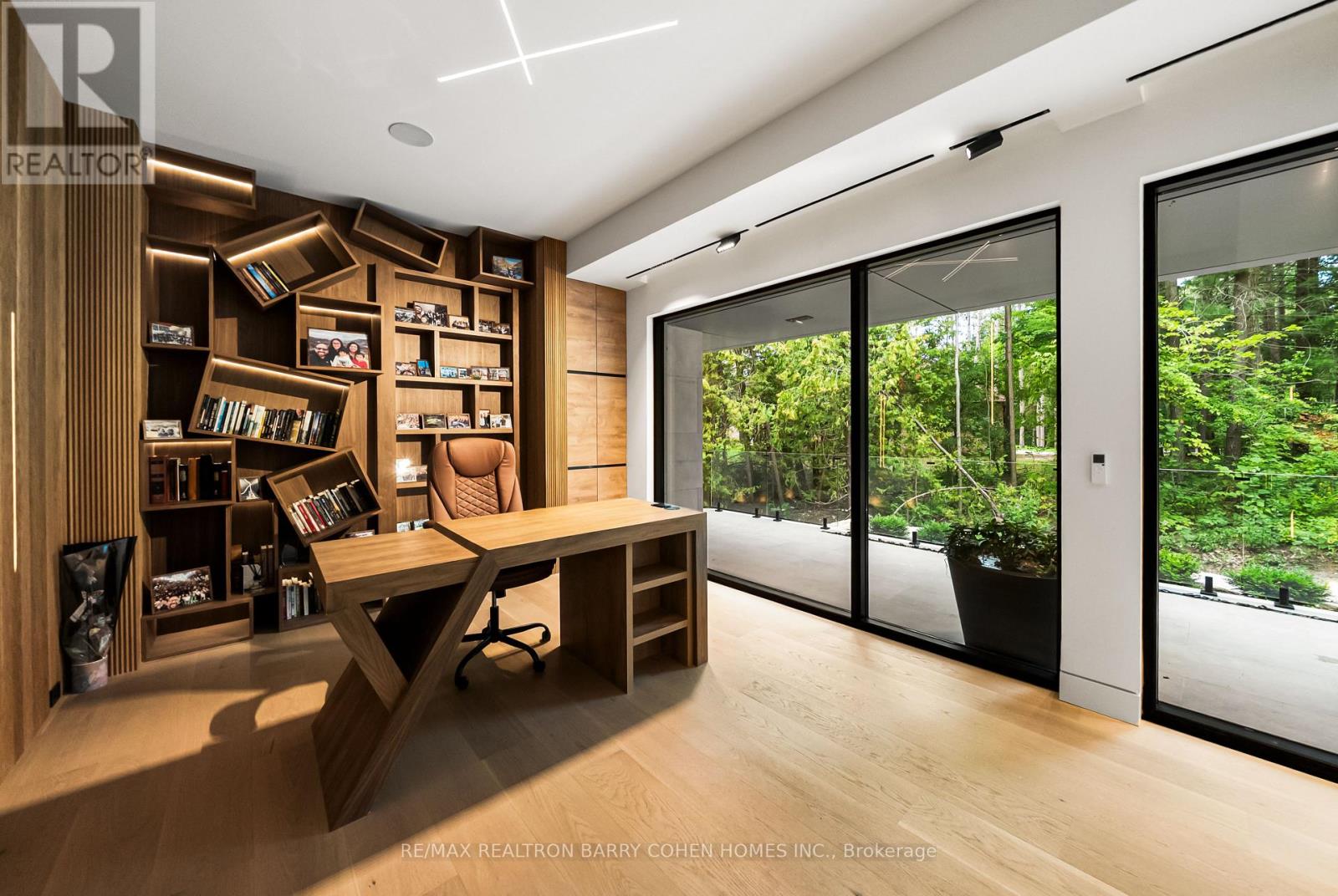 60 FOREST RIDGE ROAD - 12