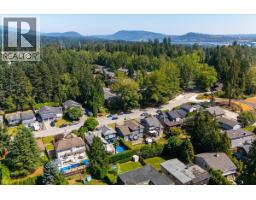1999 Rufus Drive, North Vancouver, BC V7J3N2 Photo 32