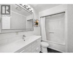 1875 Coleman Avenue, Coquitlam, BC V3K1B5 Photo 14