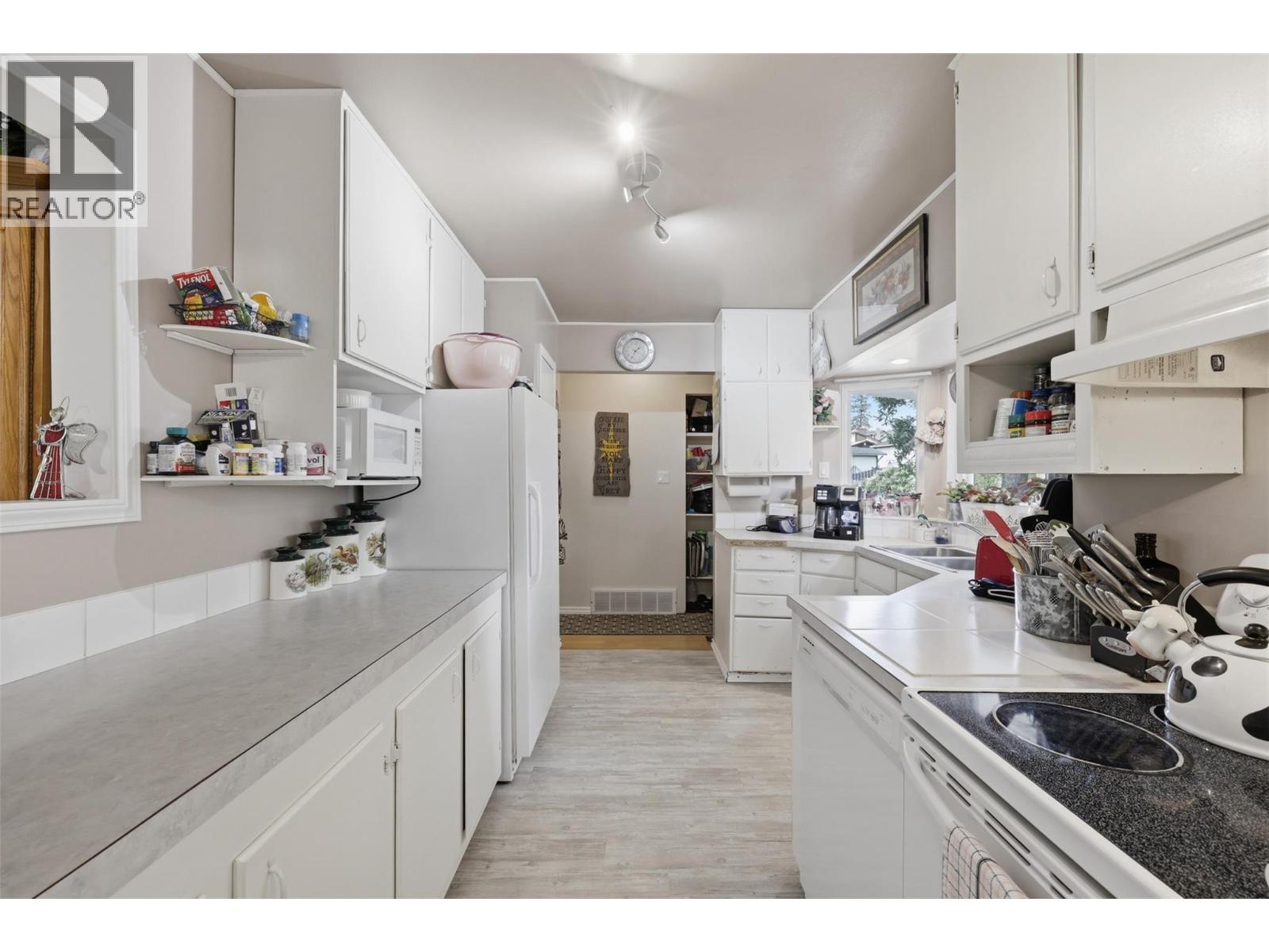 1204 Highridge Drive, Kamloops