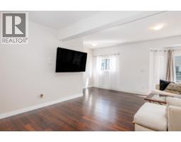 Photo 9 of 31, 405 467 S TABOR BOULEVARD · Prince George, BC