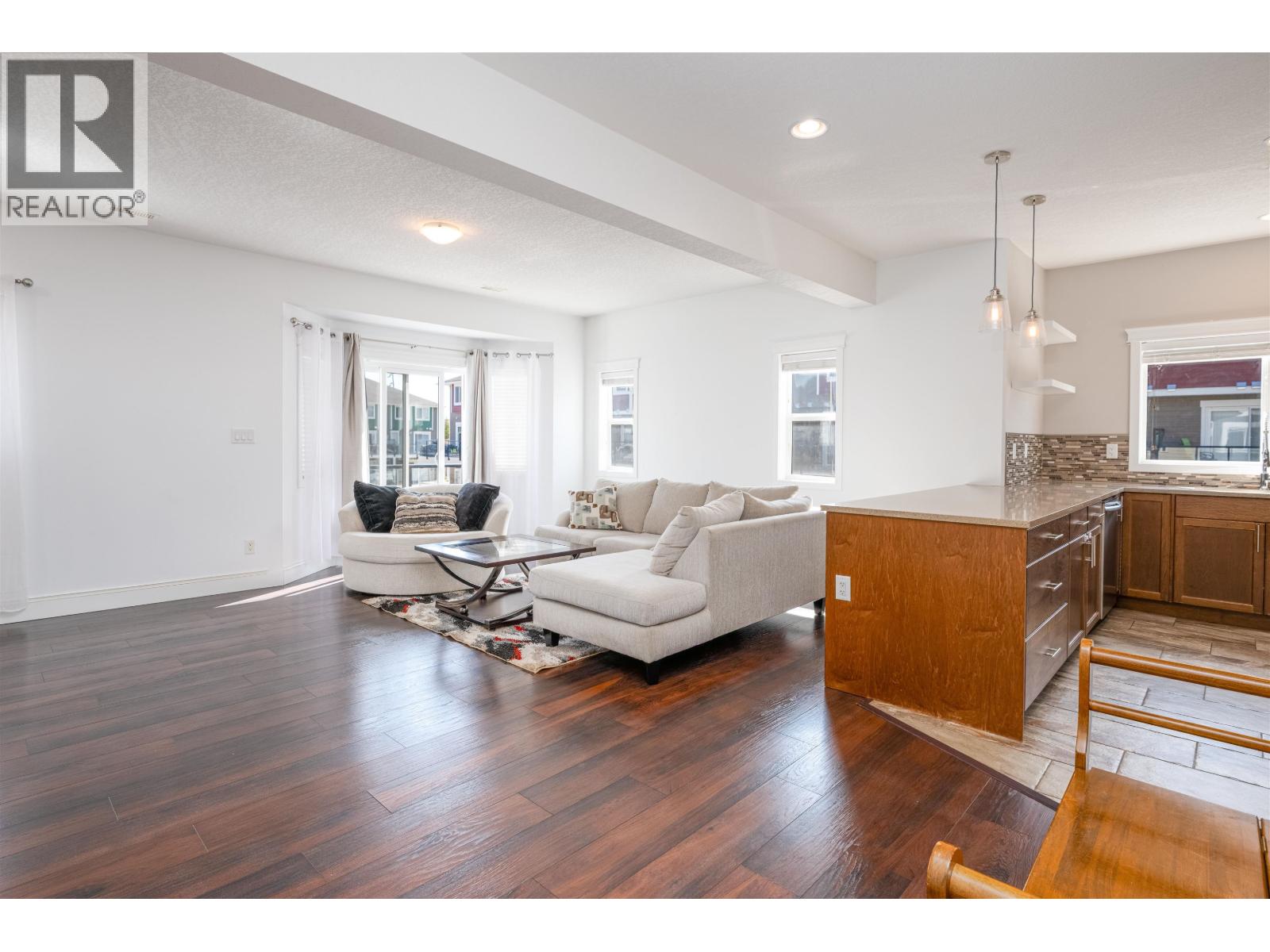 #405 467 S TABOR BOULEVARD - 13