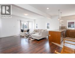 Photo 13 of 31, 405 467 S TABOR BOULEVARD · Prince George, BC