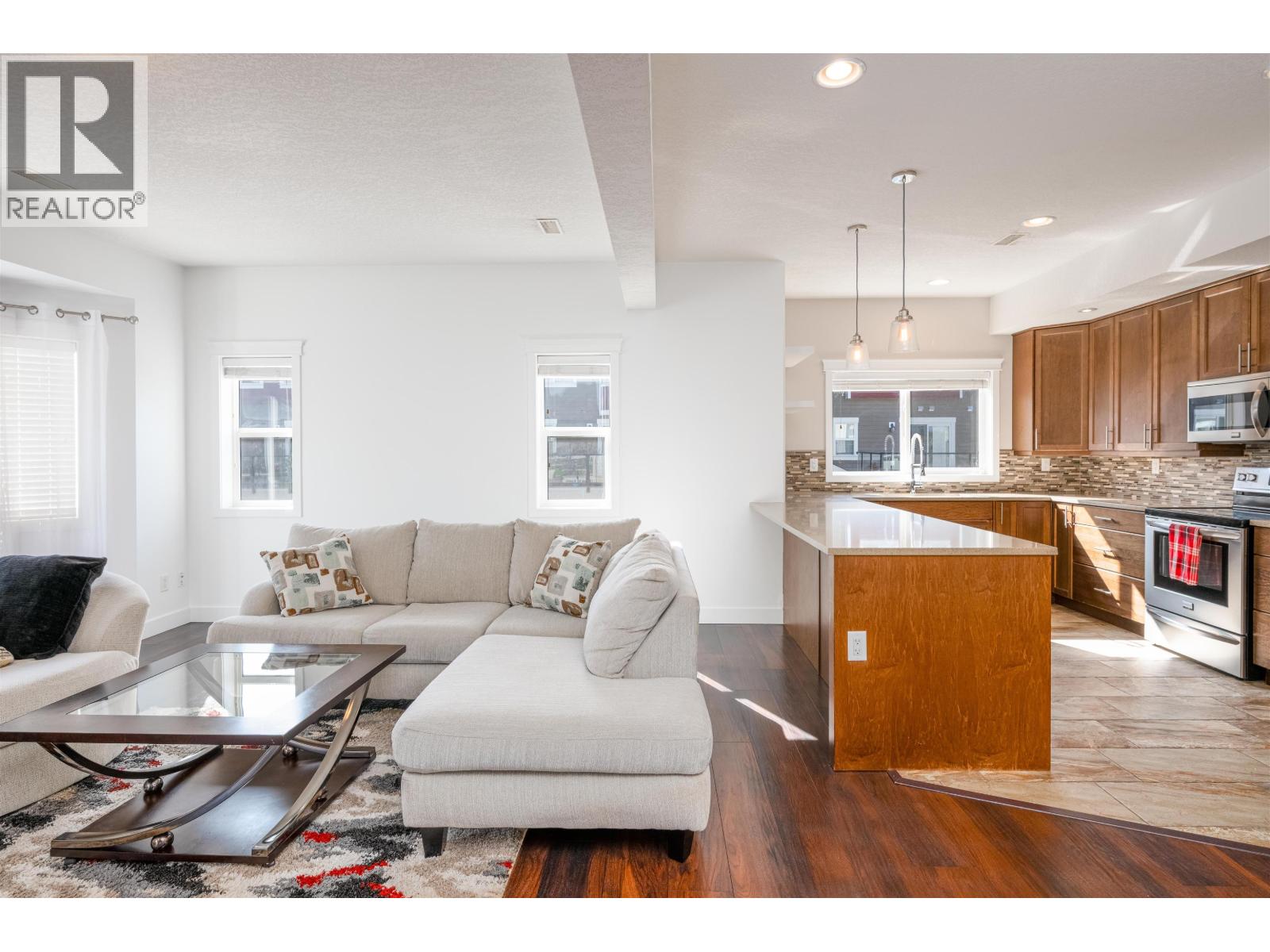 Photo 12 of 31 — 405 467 S TABOR BOULEVARD · Prince George, BC