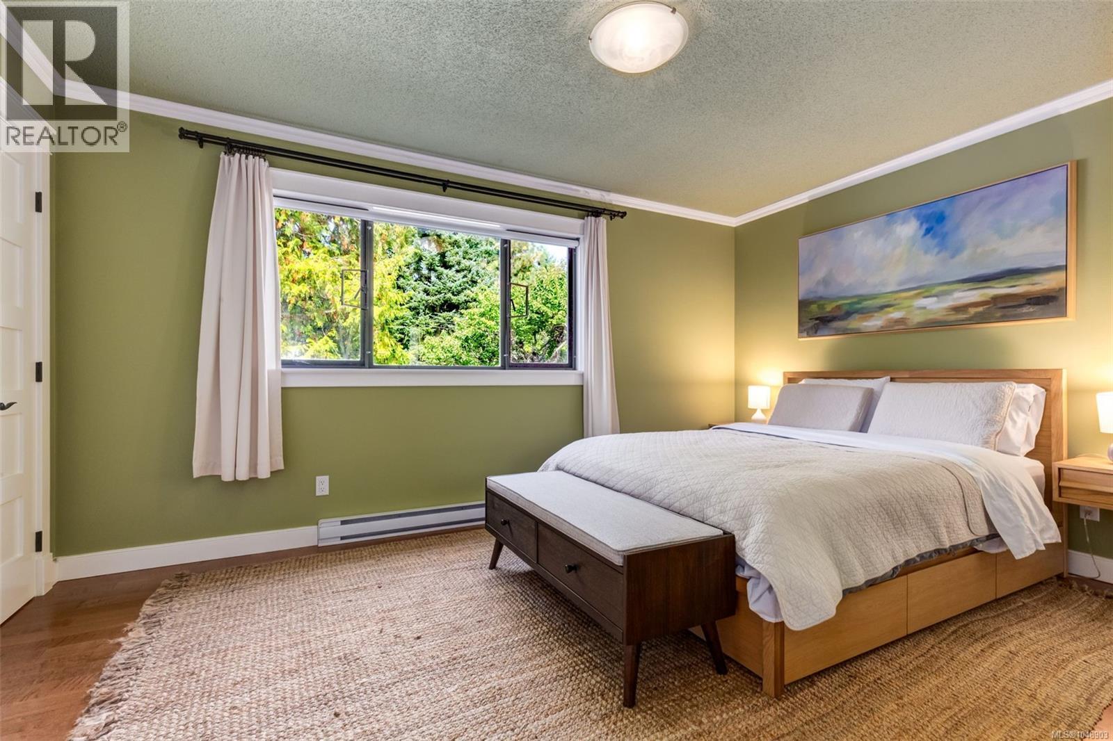842 Woodland Dr, Parksville