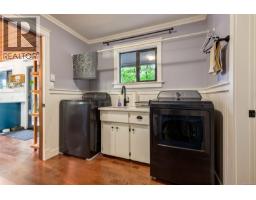842 Woodland Dr, Parksville, BC V9P1Z2 Photo 16