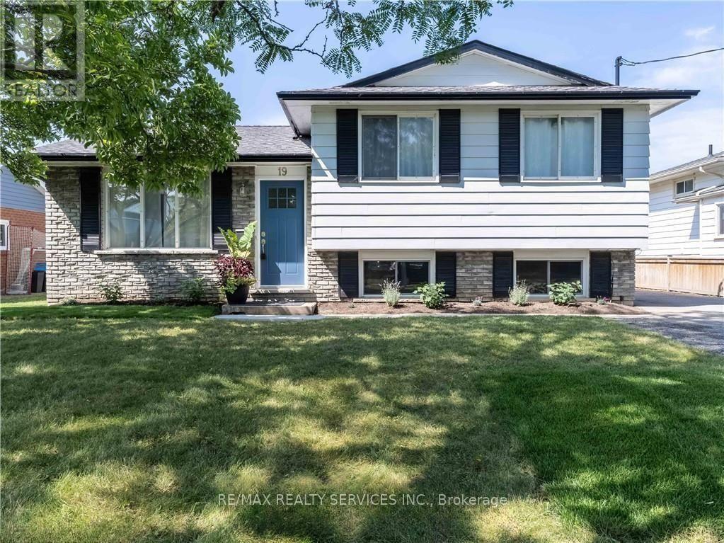 19 ERNEST STREET, St. Catharines (Lakeport) — photo 2