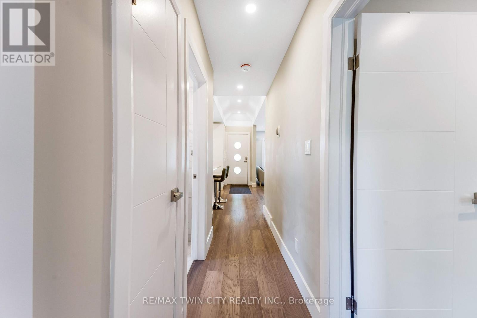 106 KENNETH AVENUE - Image 16
