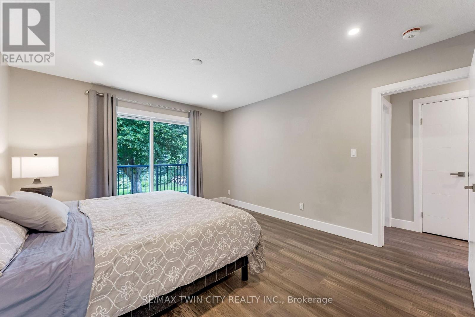 106 KENNETH AVENUE - Image 21