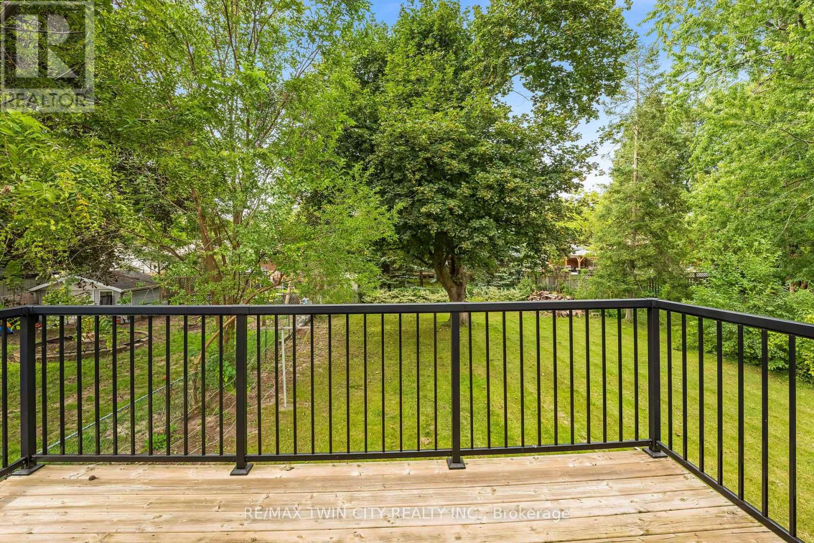 106 KENNETH AVENUE - Image 25