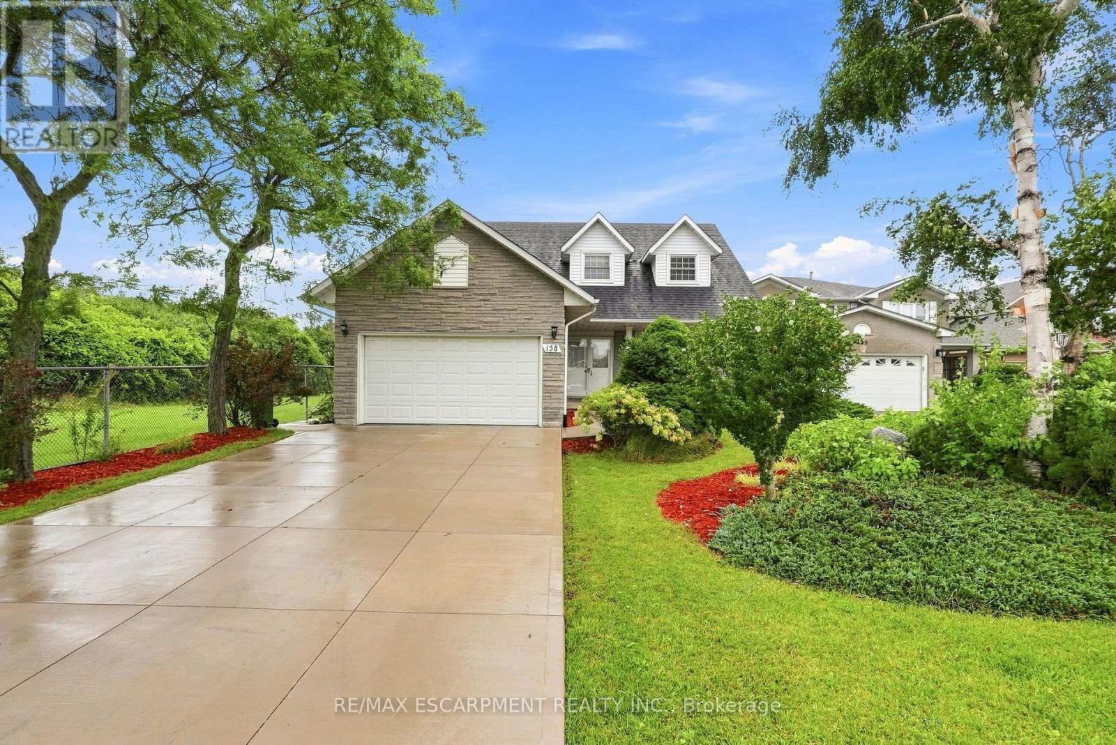 158 RUSHDALE DRIVE - 2