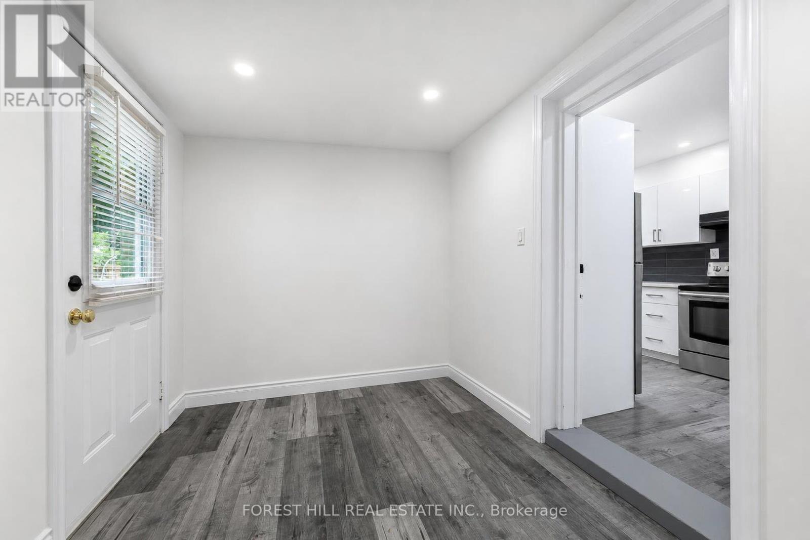 29 THORNDALE STREET S - 20