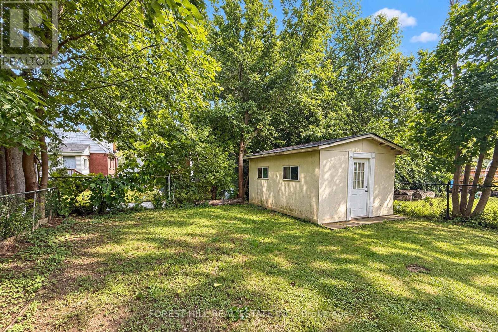 29 THORNDALE STREET S - 48