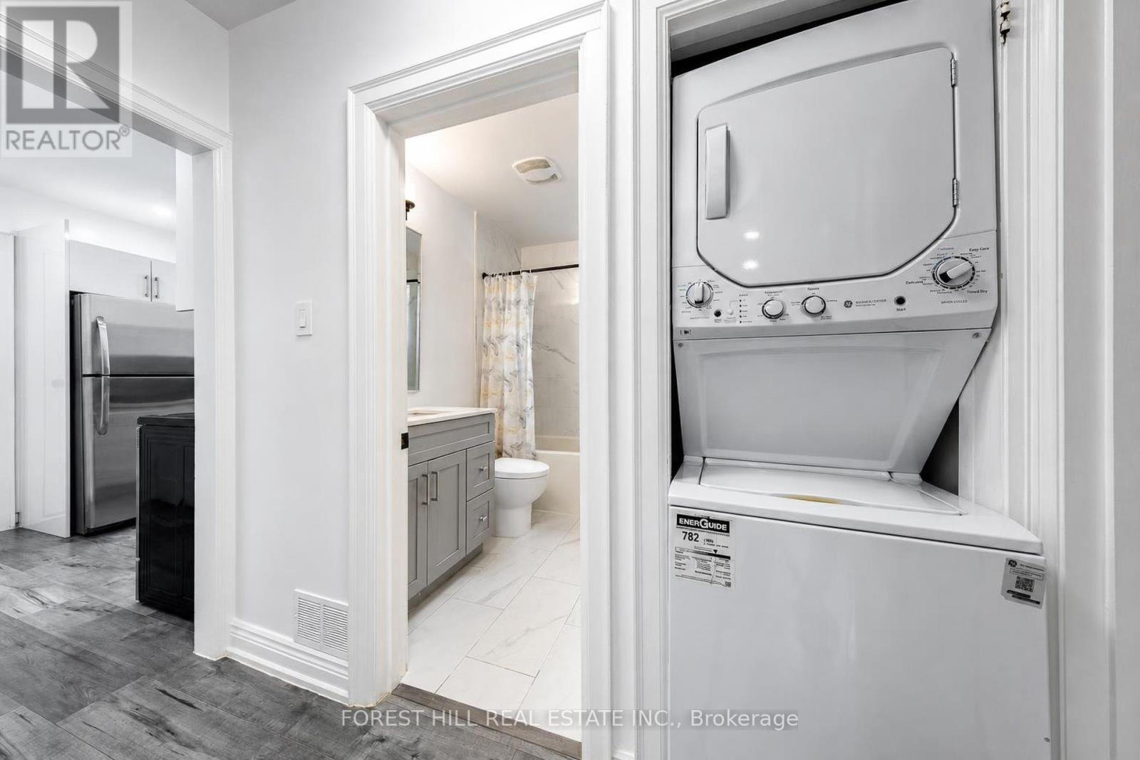 29 THORNDALE STREET S - 9