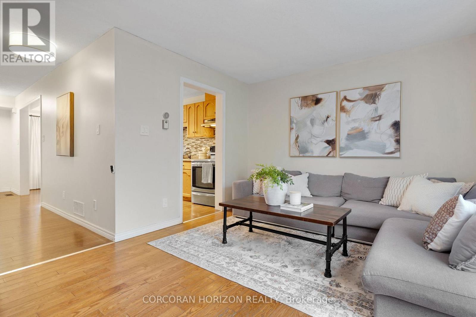 15 FARRELL LANE - 21