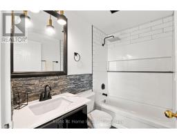 1215 - 11753 Sheppard Avenue E, Toronto, ON M1B5M3 Photo 35