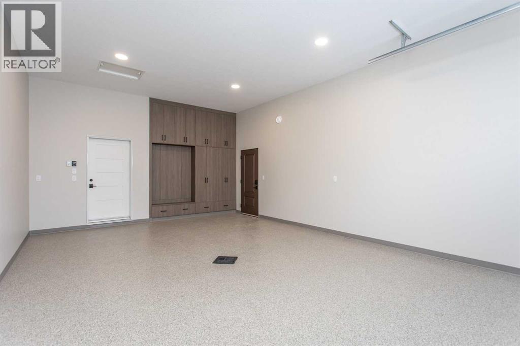 Listing photo – 7 Songbird Green, Sylvan Lake