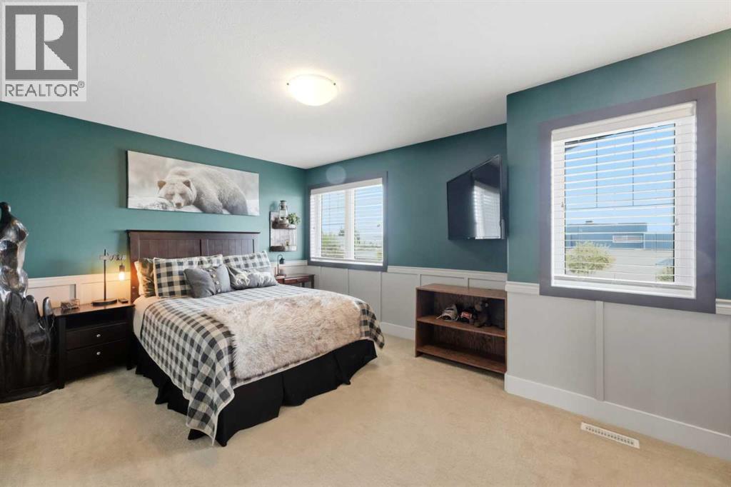 Listing photo – 4016 45 Avenue, Sylvan Lake