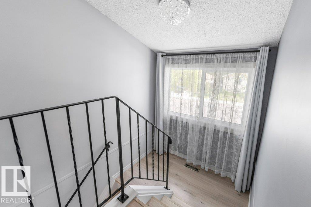 14204 31 ST NW - 12