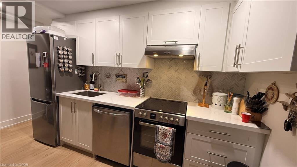 216 RAVENBURY Drive Unit# UNIT 2, Hamilton — photo 3