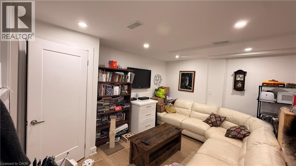 216 RAVENBURY Drive Unit# UNIT 2, Hamilton — photo 5