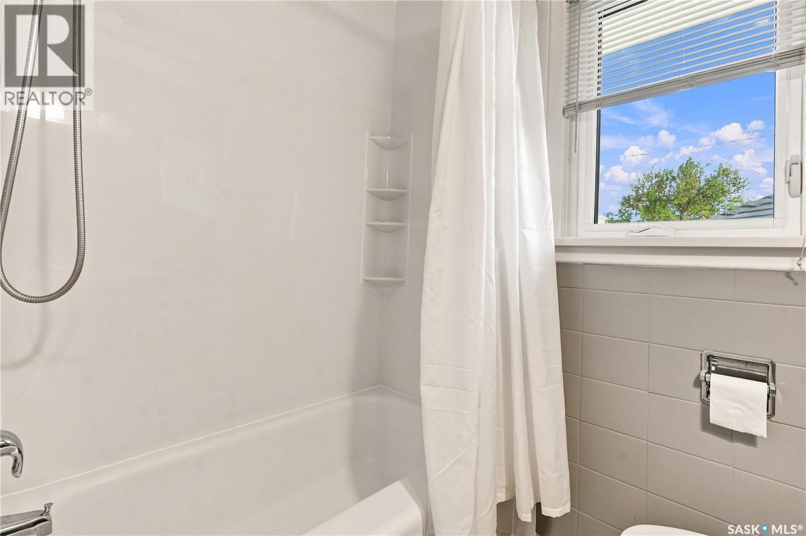 222 Broadway AVENUE - Image 22