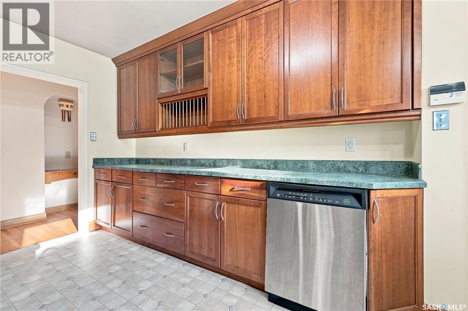 222 Broadway AVENUE, Regina — photo 5