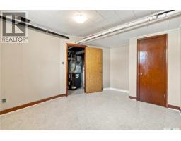 222 Broadway Avenue, Regina, SK S4N1B3 Photo 31