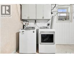 222 Broadway Avenue, Regina, SK S4N1B3 Photo 36