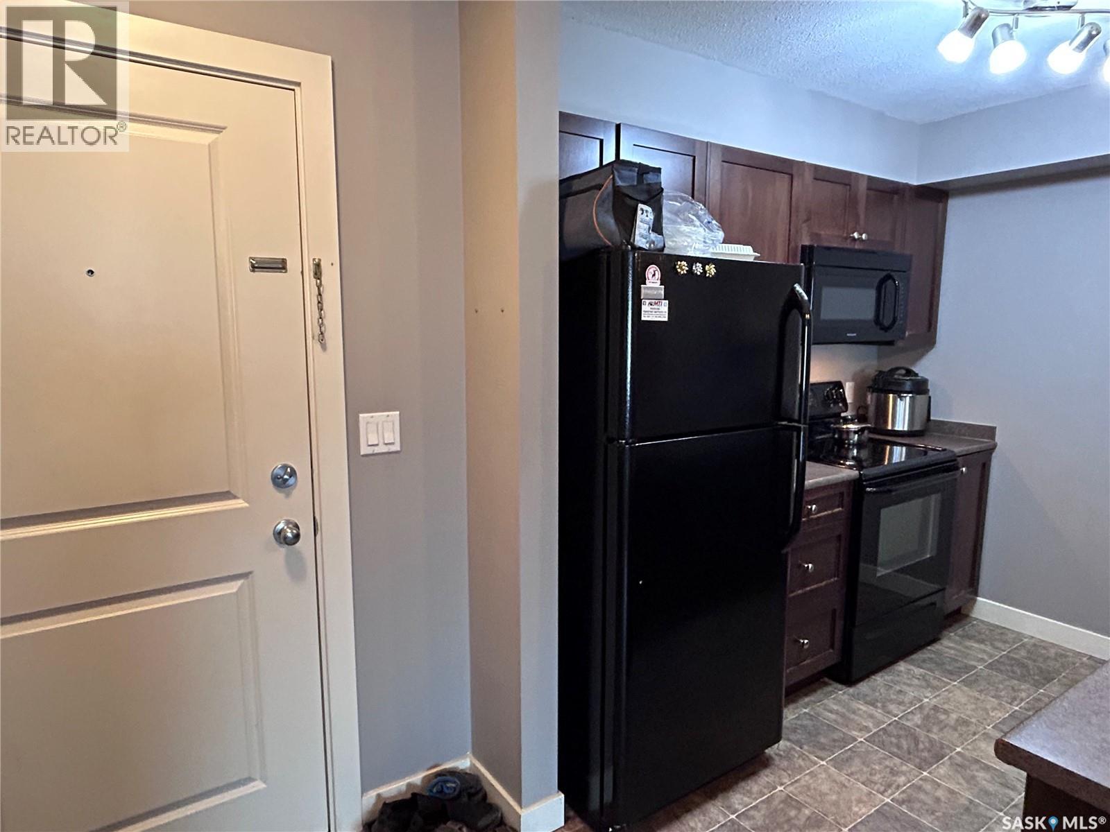 305 308 Petterson DRIVE, Estevan — photo 2