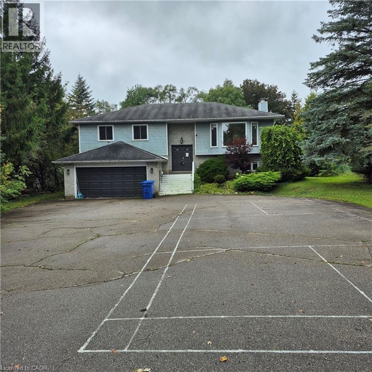 11 BROCK Road S — photo 2