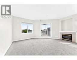 Primary Bedroom - 301, 1905 Centre Street Nw, Calgary, AB T2E2S7 Photo 8