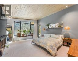 721 Pinehaven Court, Kelowna, BC V1V2Y3 Photo 35