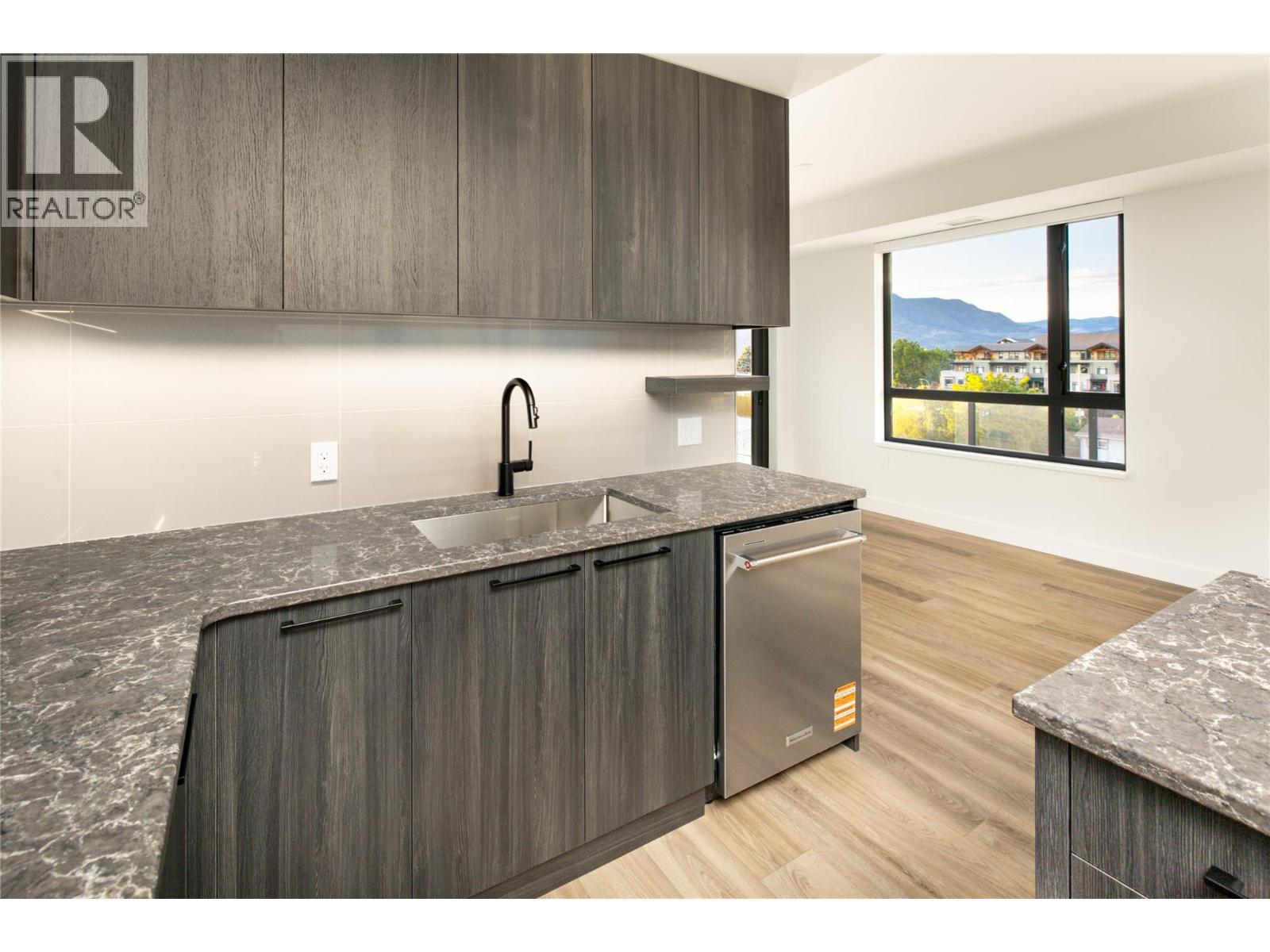 3051 Abbott Street Unit# 401, Kelowna — photo 6