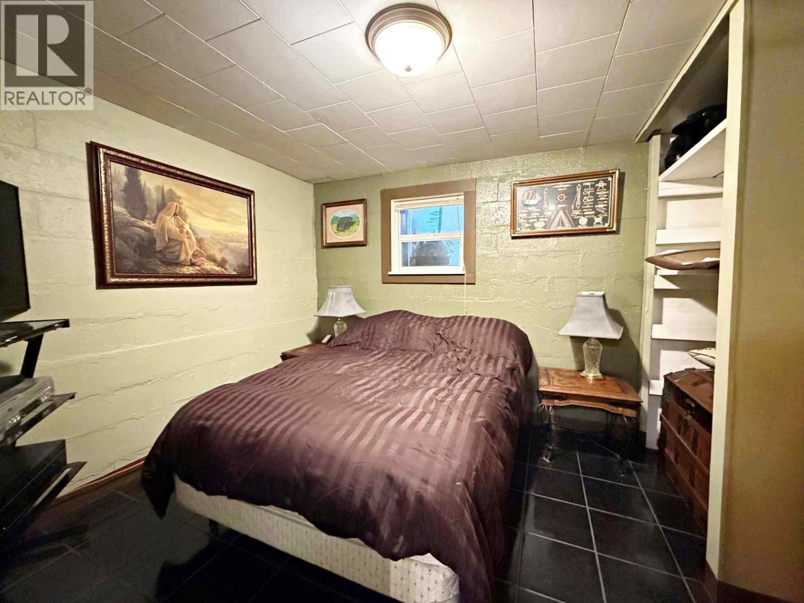 3320 Birch Island Lost Creek Road, Clearwater