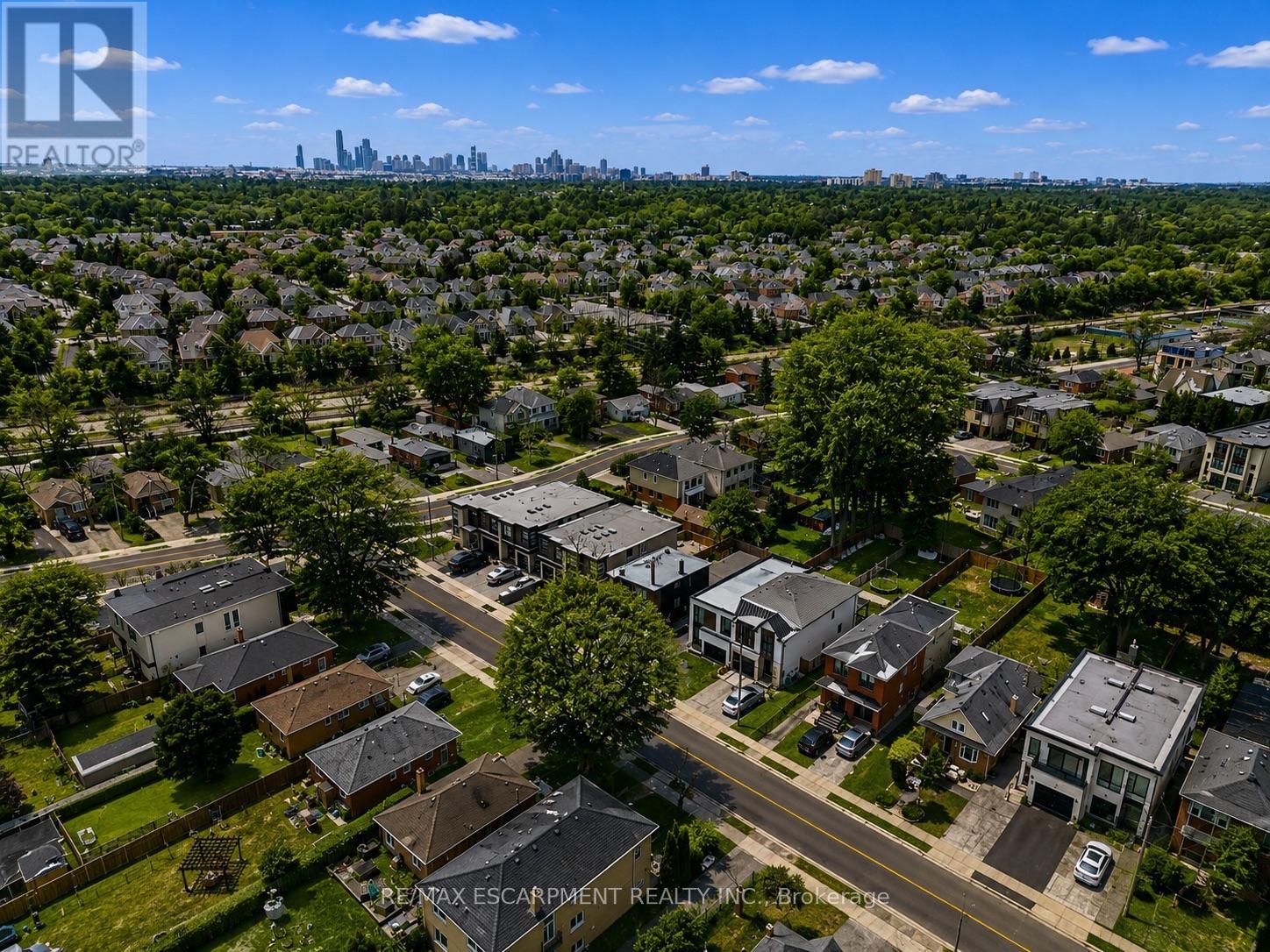 43 BROADVIEW AVENUE - Image 19