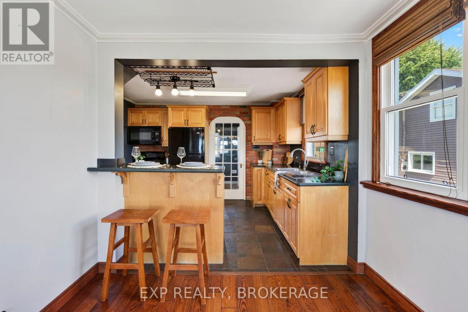 5157 BATH ROAD, Loyalist (Lennox and Addington - South) — photo 3