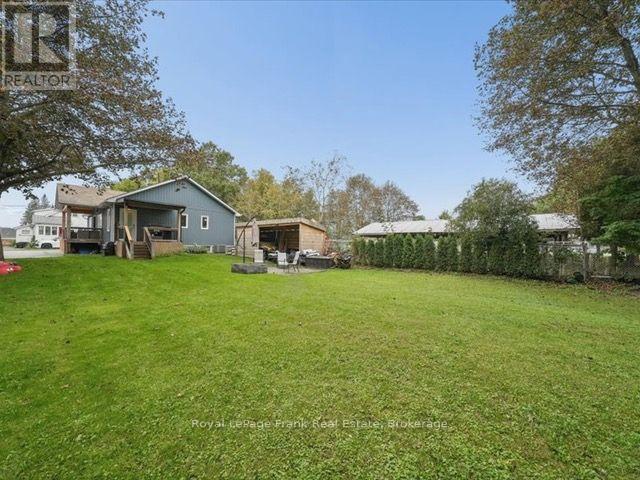 11 MAPLE STREET N - 39