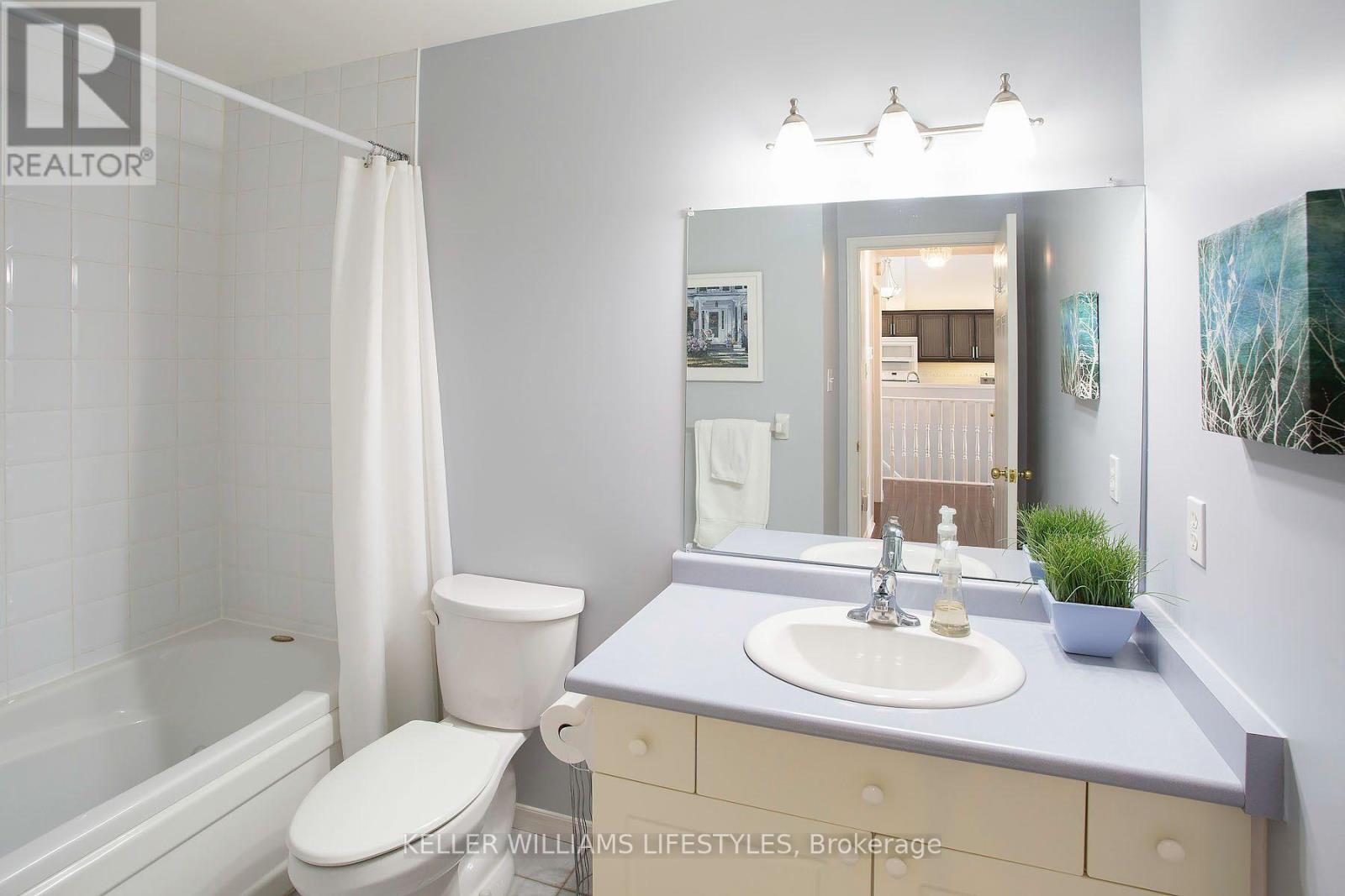 #21 861 SHELBORNE STREET - 20