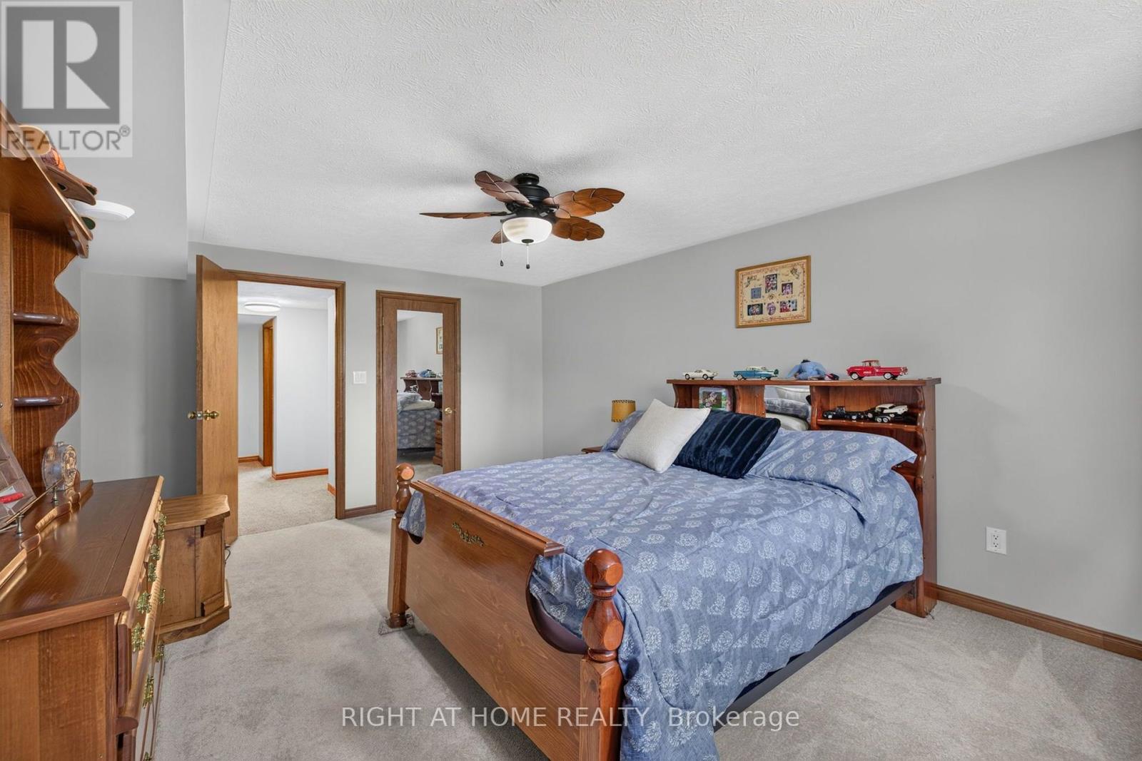 13 ST LADISLAUS STREET - 27