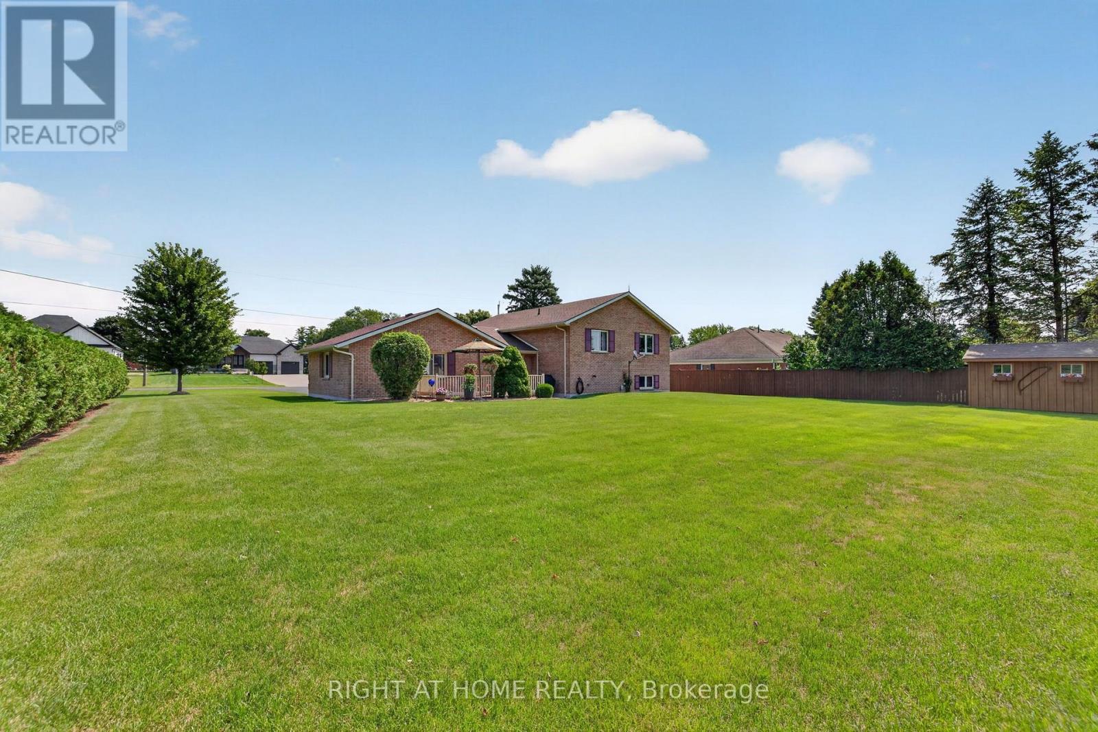 13 ST LADISLAUS STREET - 36