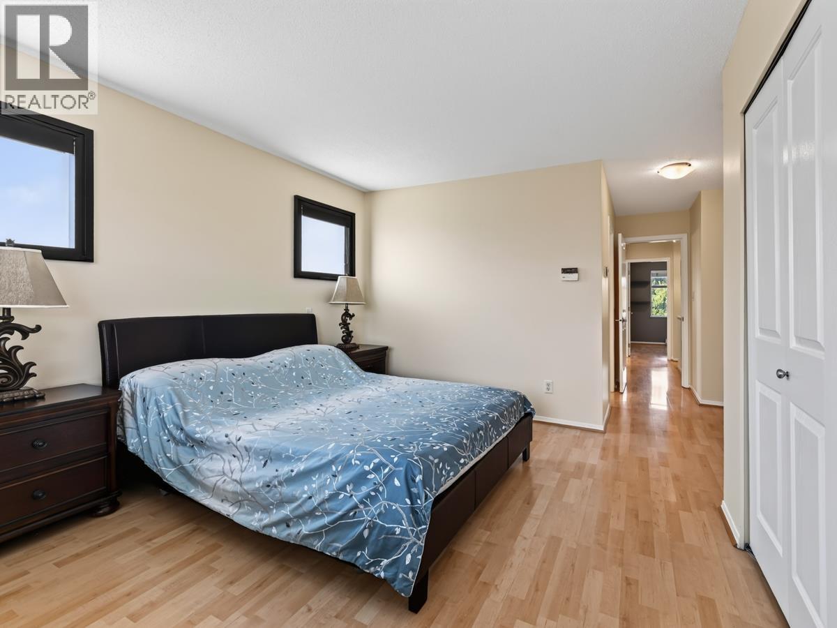 Photo of 49 9333 SILLS AVENUE 24