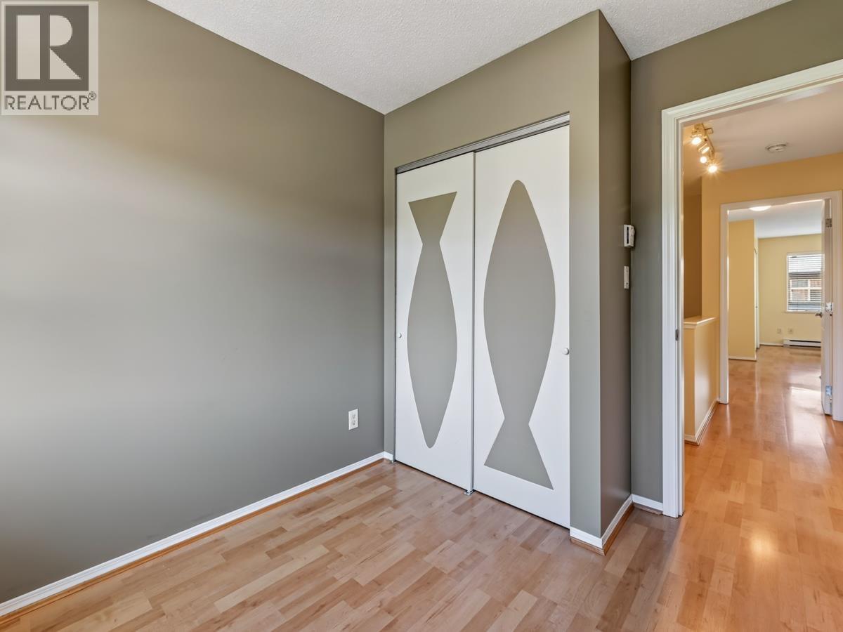 Photo of 49 9333 SILLS AVENUE 18