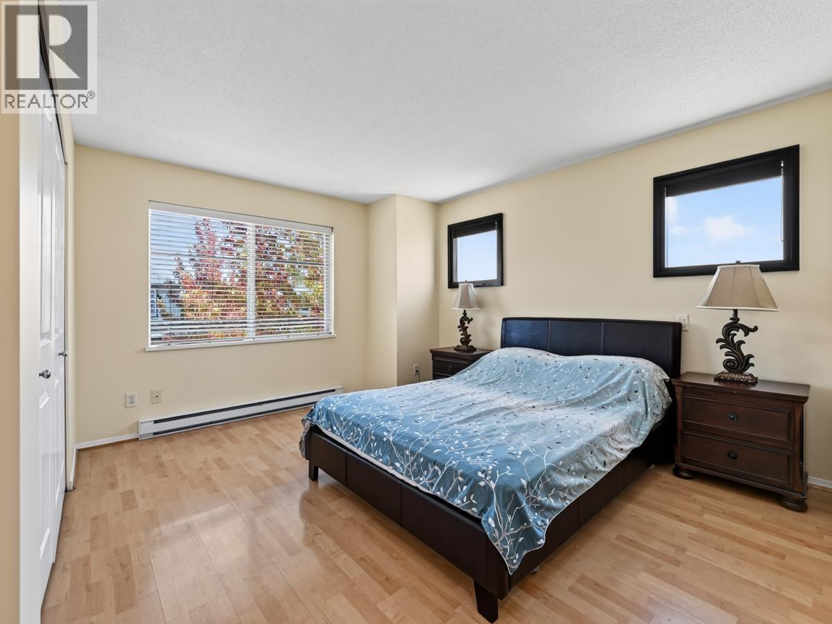 Photo of 49 9333 SILLS AVENUE 23