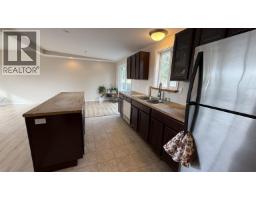 4953 Telqua Drive, 108 Mile Ranch, BC V0K2E1 Photo 9
