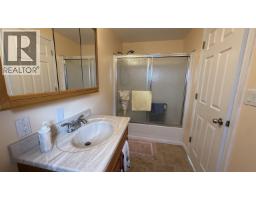 4953 Telqua Drive, 108 Mile Ranch, BC V0K2E1 Photo 16